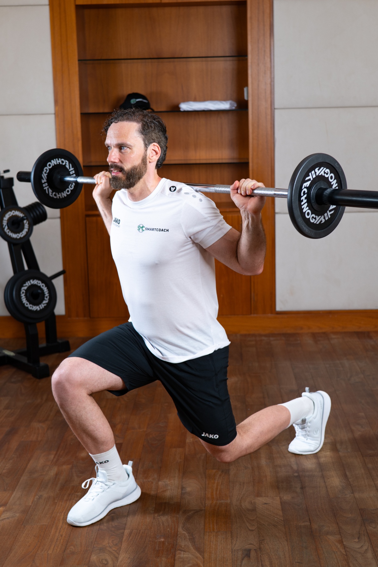 SMARTCOACH Trainingstrikots in der Kabine