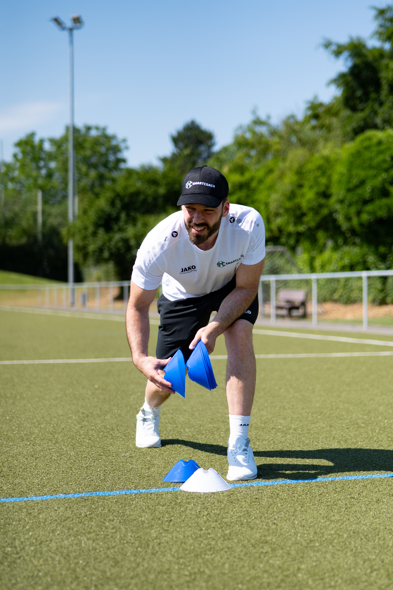 SMARTCOACH Trainingstrikots in der Kabine